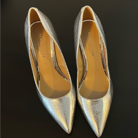 Kenneth Cole Romi pump silver metallic - Picture 11 of 12